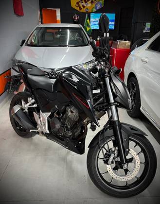 HONDA CB 300F TWISTER CBS 